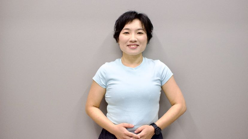女性スタッフ